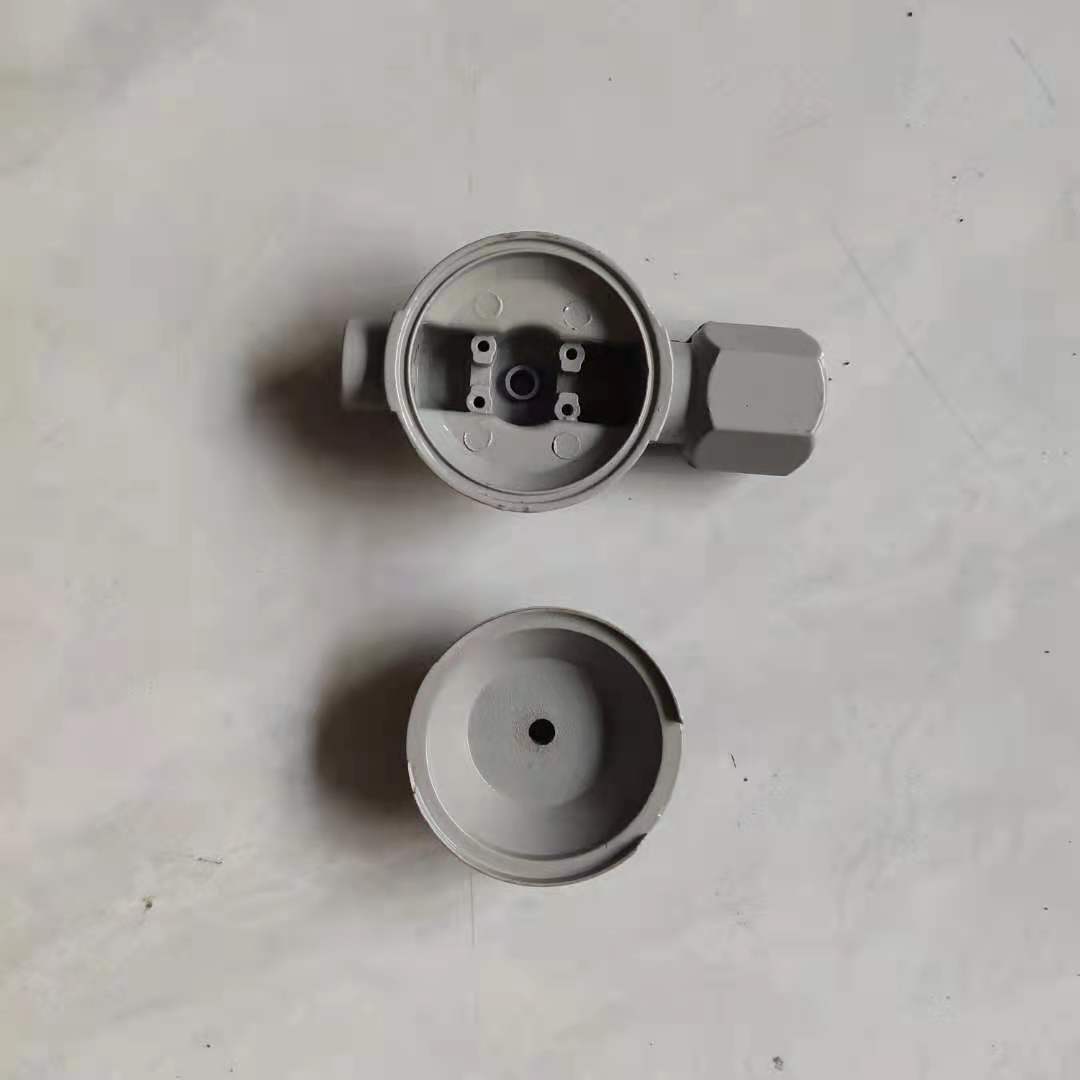 廠家直銷(xiāo)壓鑄件